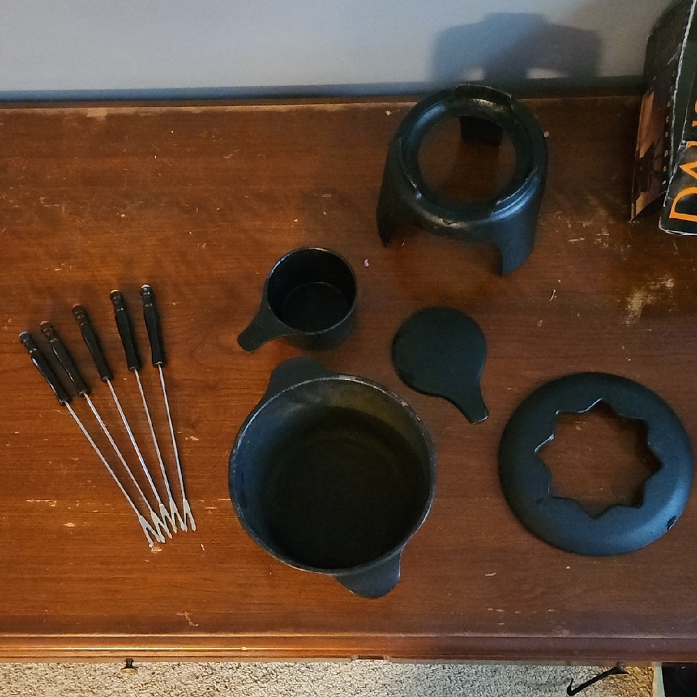 Dansk Cast Iron Fondue Set - Picture 7 of 13